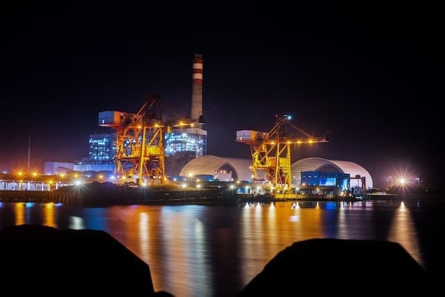 Hitung Untung Pensiun Dini PLTU Cirebon, Negara Bisa “Hemat” Rp124 Triliun