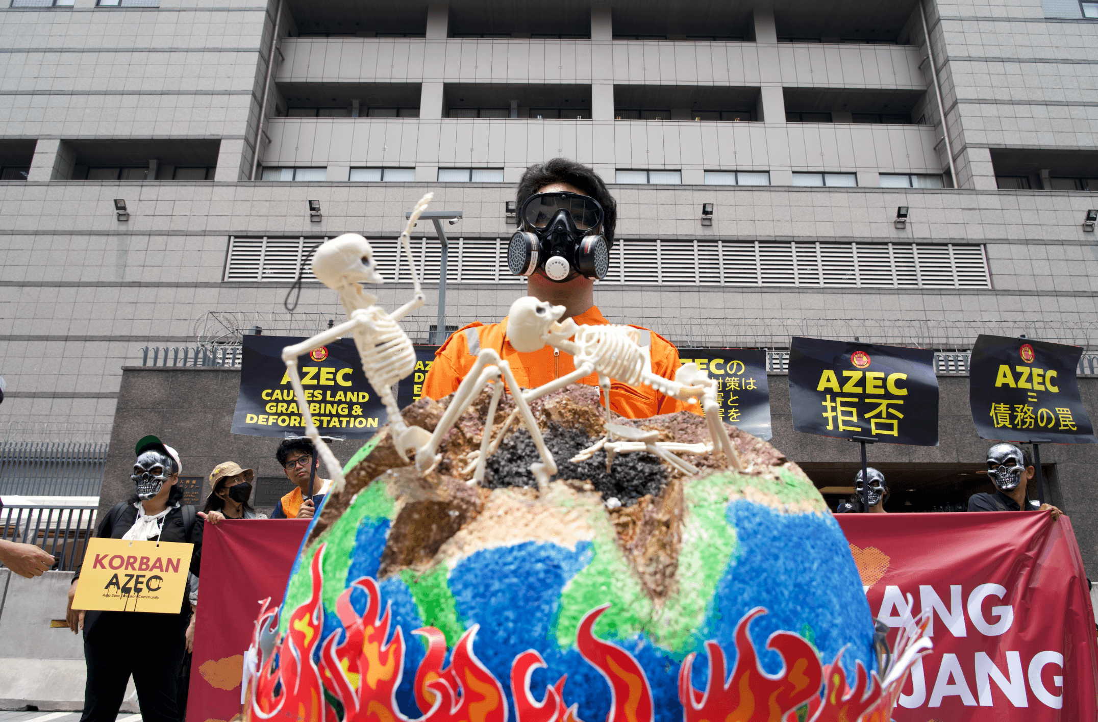 Membaca Ketimpangan di Balik Kemitraan Transisi Energi Internasional