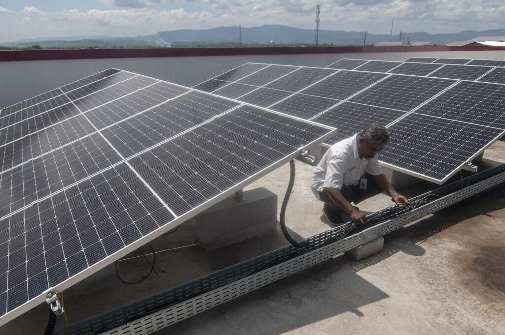 Muara Enggelam, Mandiri Energi Desa Tanpa Daratan dari PLTS Komunal