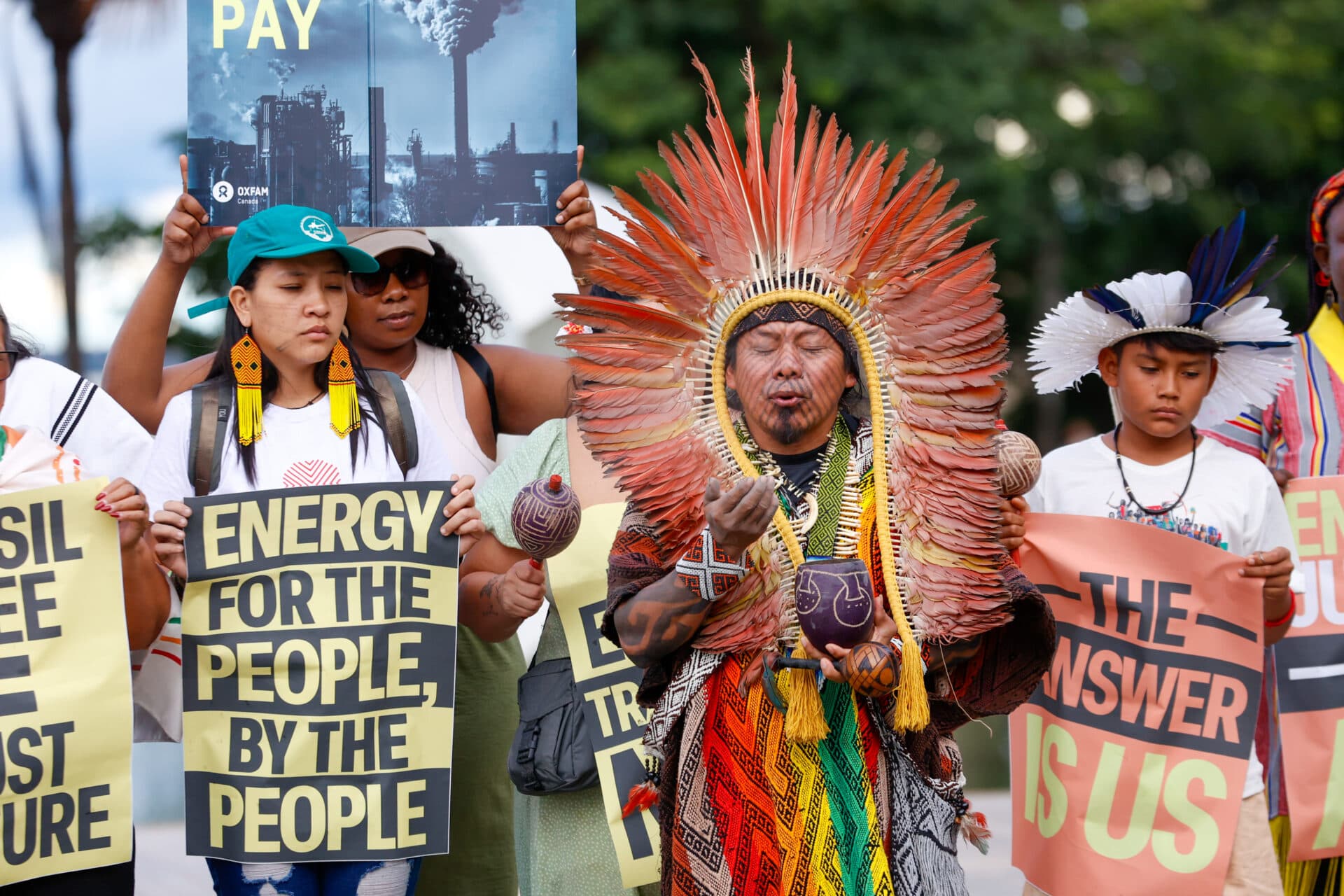 SNDC Mengulang Pengabaian Masyarakat Adat dalam Transisi Energi