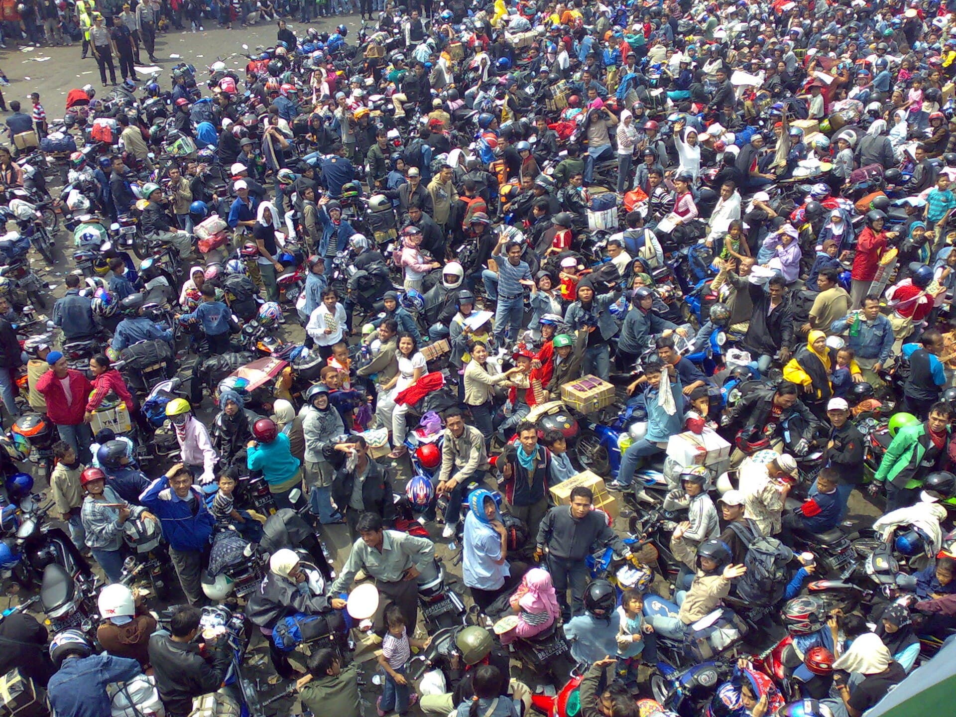 Rapuhnya Sistem Transportasi di Balik Mudik Lebaran yang Mencerminkan Ketimpangan Akses Mobilitas