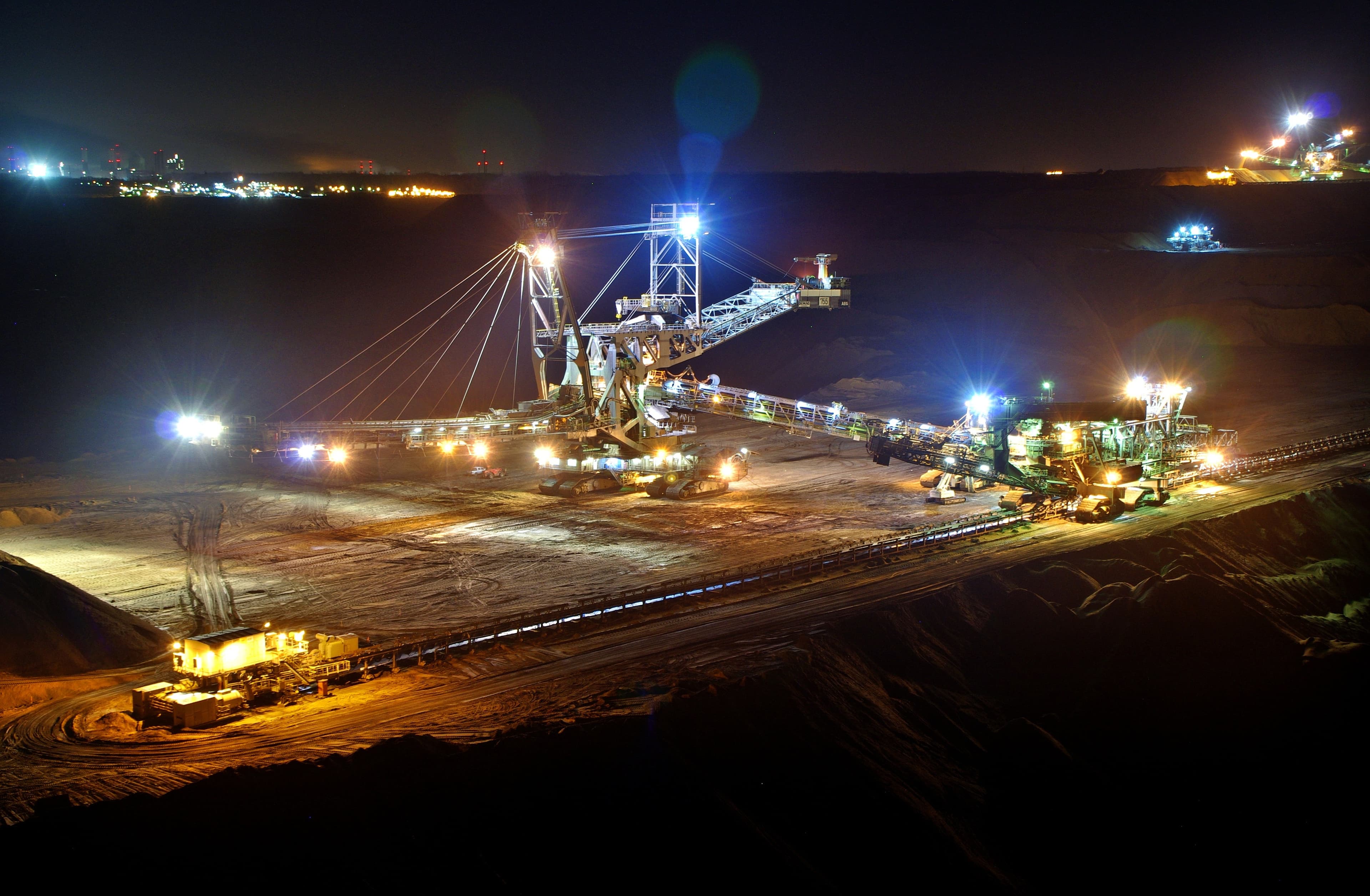 Mineral Tanah Jarang dan Wajah Baru Ketidakadilan Energi